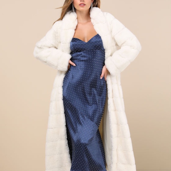 Lulus Fantastically Cozy White Quilted Faux Fur Long Coat - Size S - Picture 1 of 4